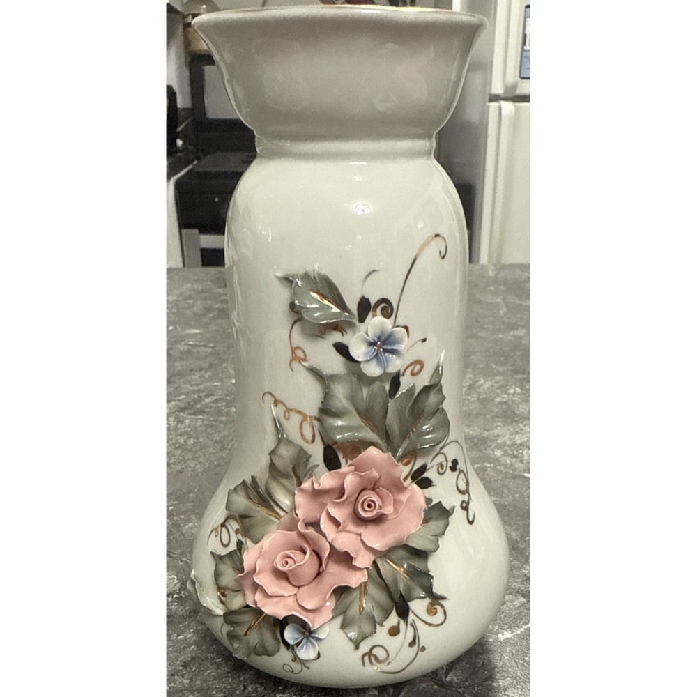 Fenix Kislovodsk Vintage Handmade Russian Porcelain Vase 24K Gold Trim 3D 7.5"
